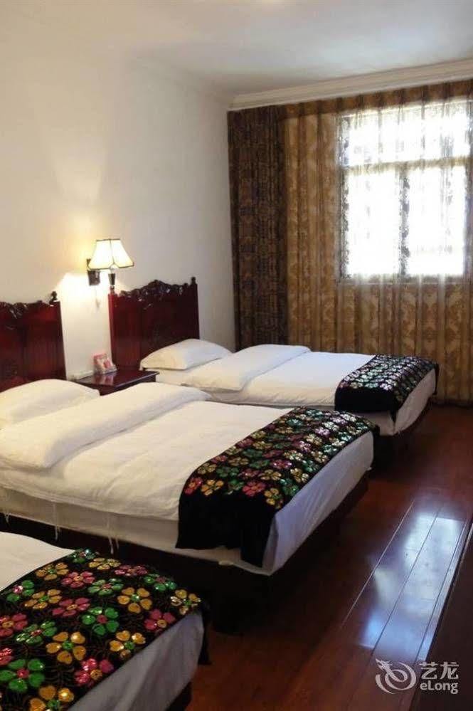 Dali Four Season Flower Inn Νταλί Εξωτερικό φωτογραφία